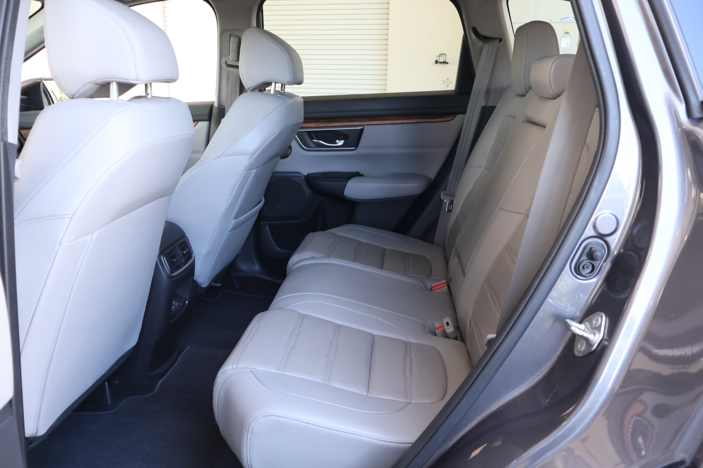 Used 2018 Honda CR-V Touring image 14