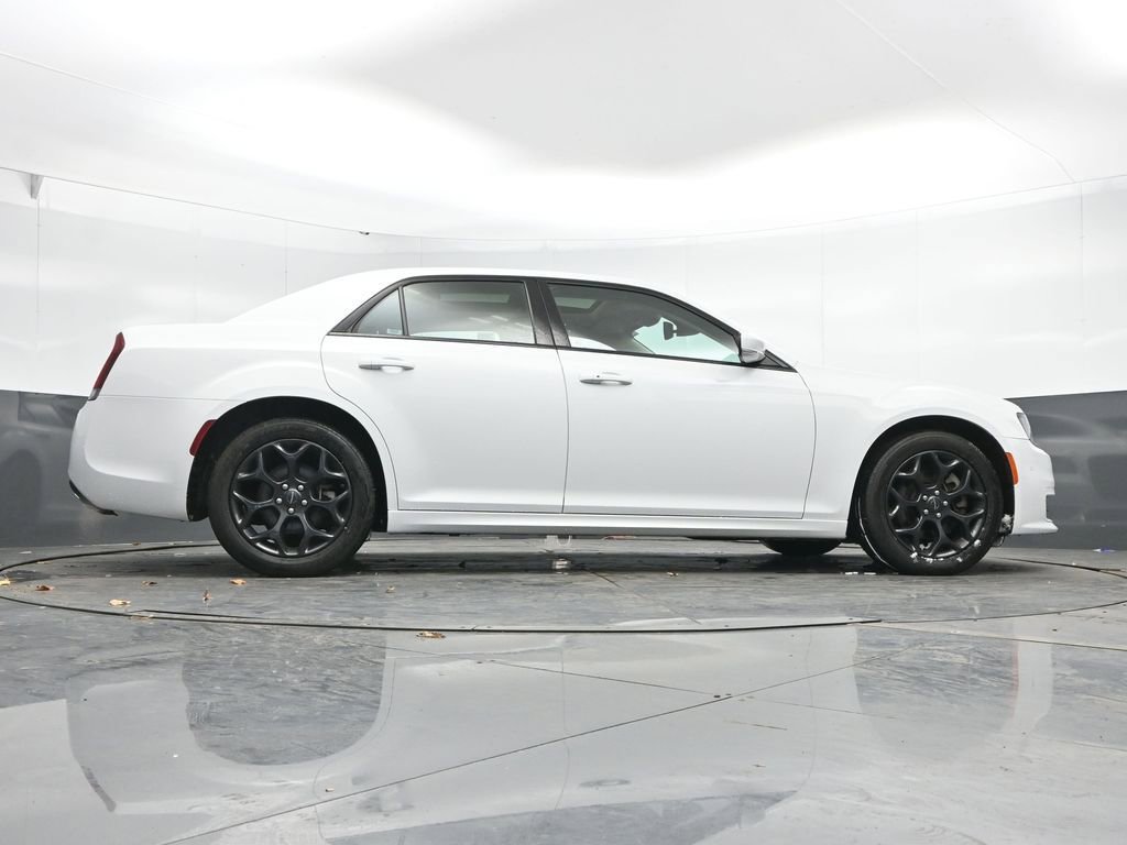 Used 2023 Chrysler 300 Touring L w/ Popular Equipment Group image 47