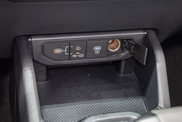 Used 2025 Kia K4 FWD image 18