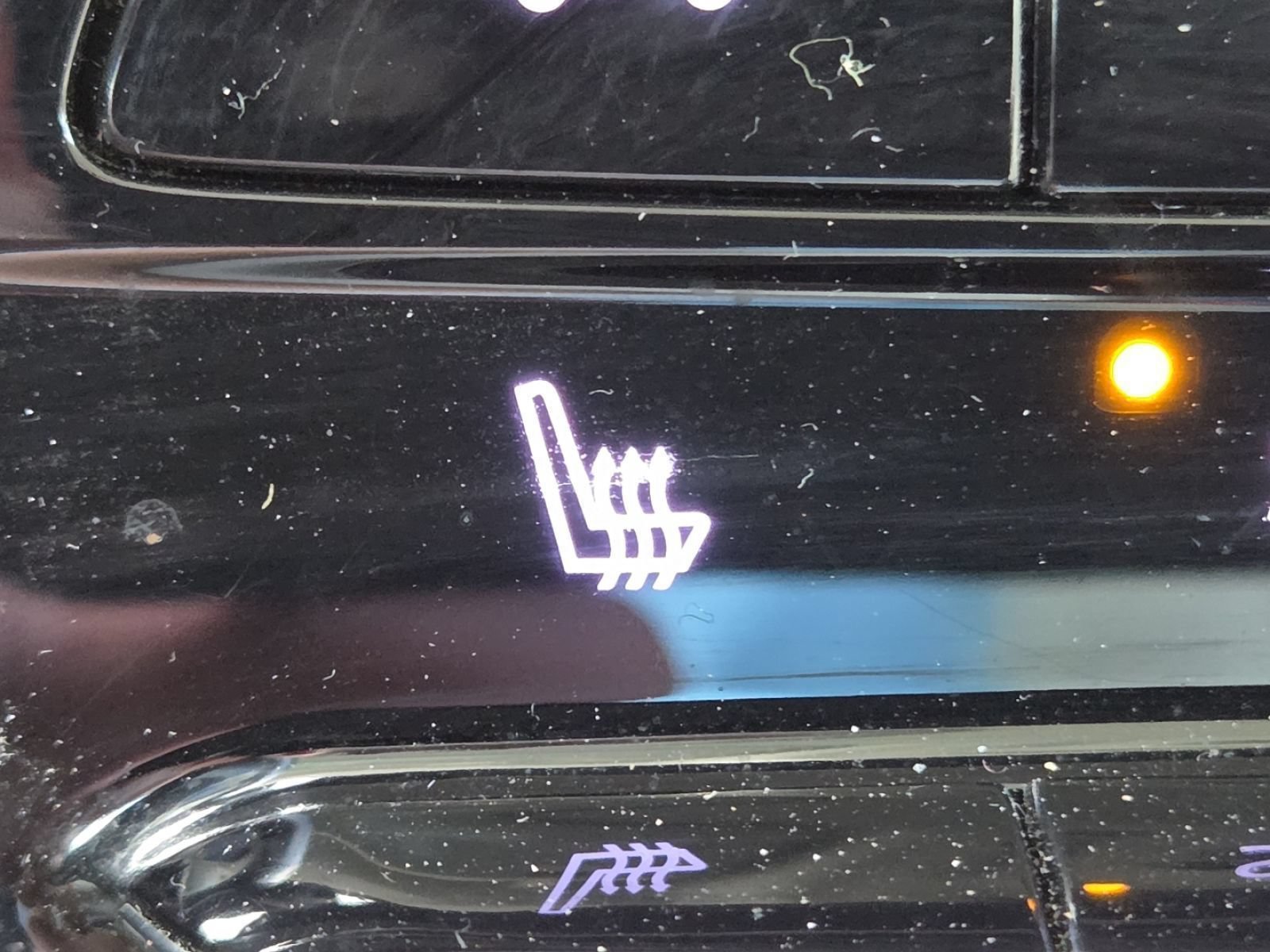 Used 2021 Buick Envision Essence FWD image 5