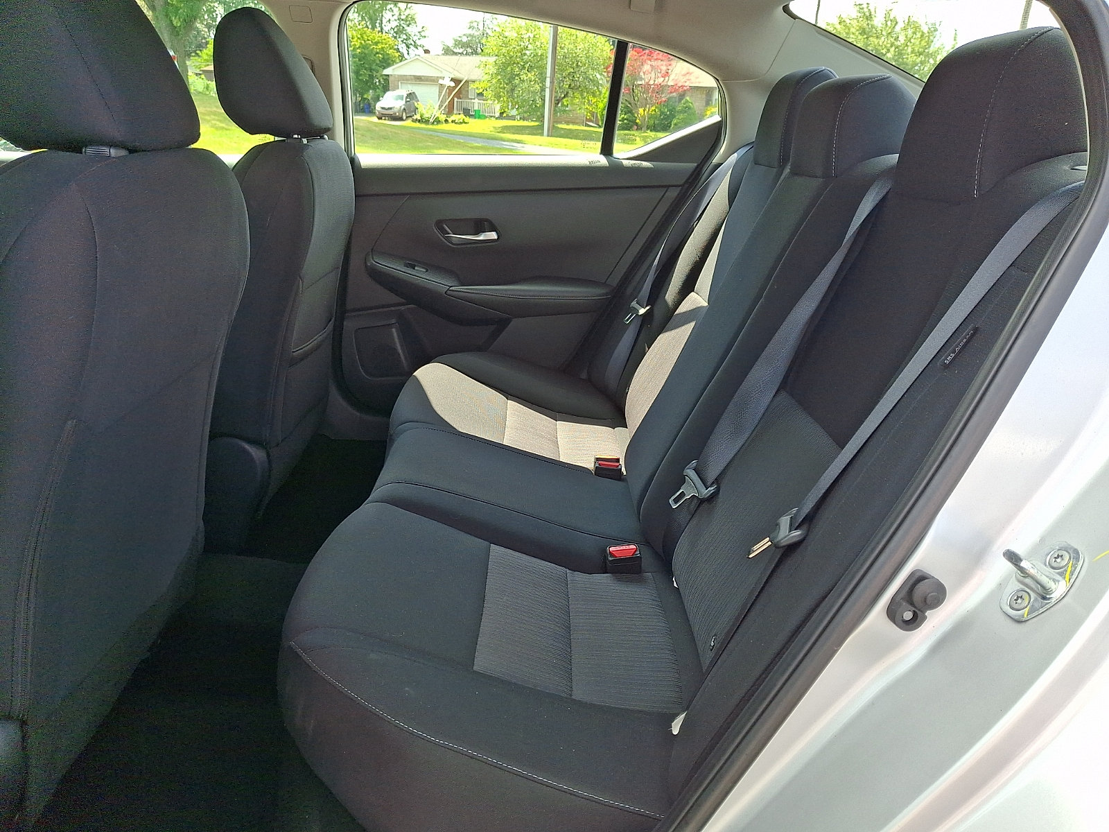 Used 2023 Nissan Sentra SV w/ All-Weather Package FWD image 10
