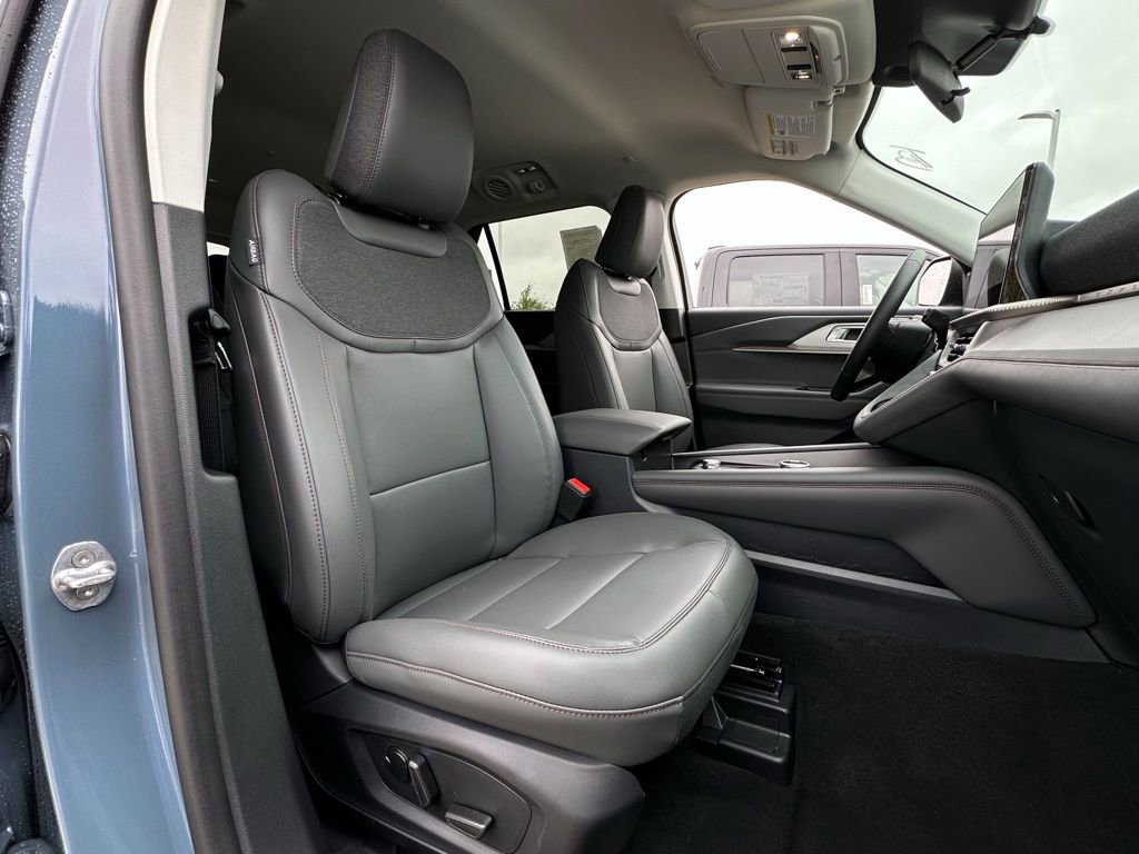 New 2026 Ford Explorer Active w/ Active Comfort Package image 57