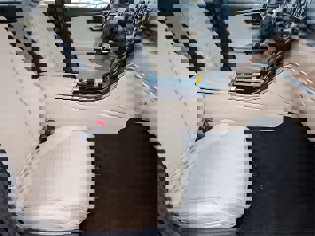 Certified 2023 Mercedes-Benz C 300 4MATIC Sedan image 21