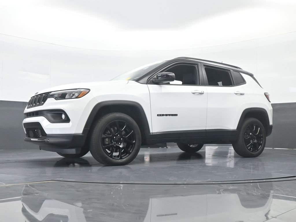 Used 2023 Jeep Compass Altitude image 55