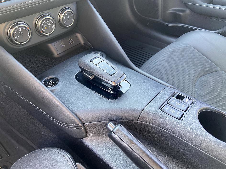 Certified 2024 Nissan Z Performance w/ Heritage Edition image 14