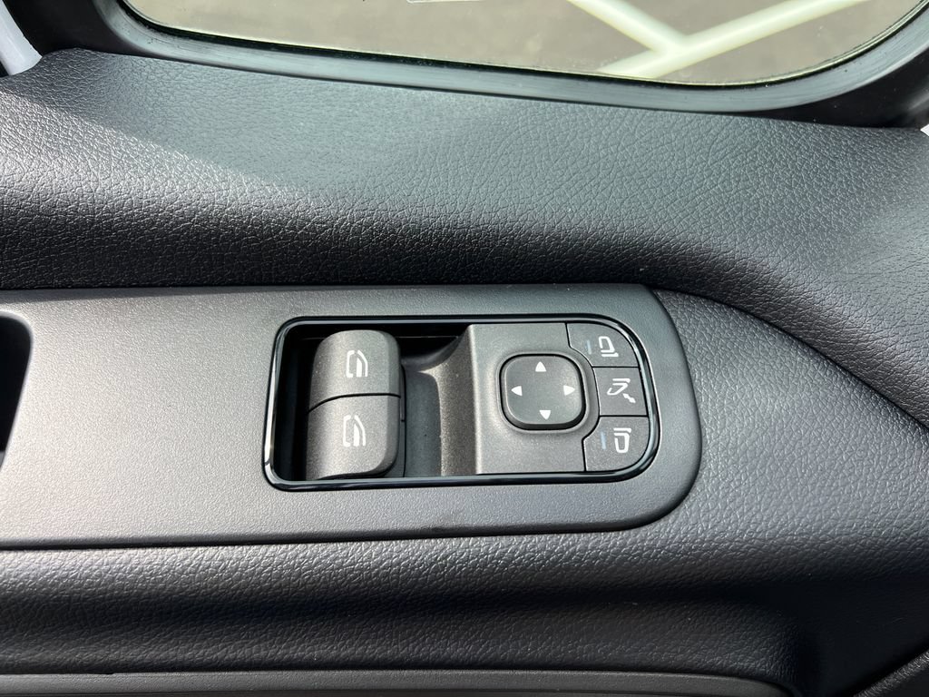 New 2026 Mercedes-Benz Sprinter 2500 image 11