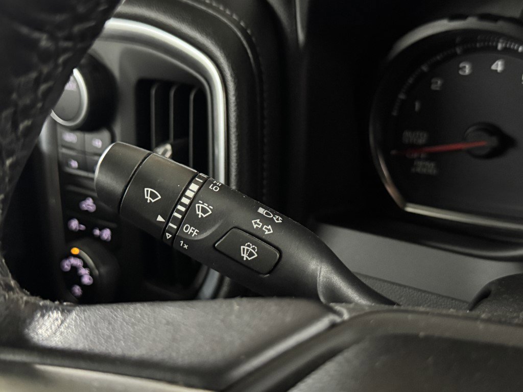 Used 2022 Chevrolet Silverado 1500 LT image 47