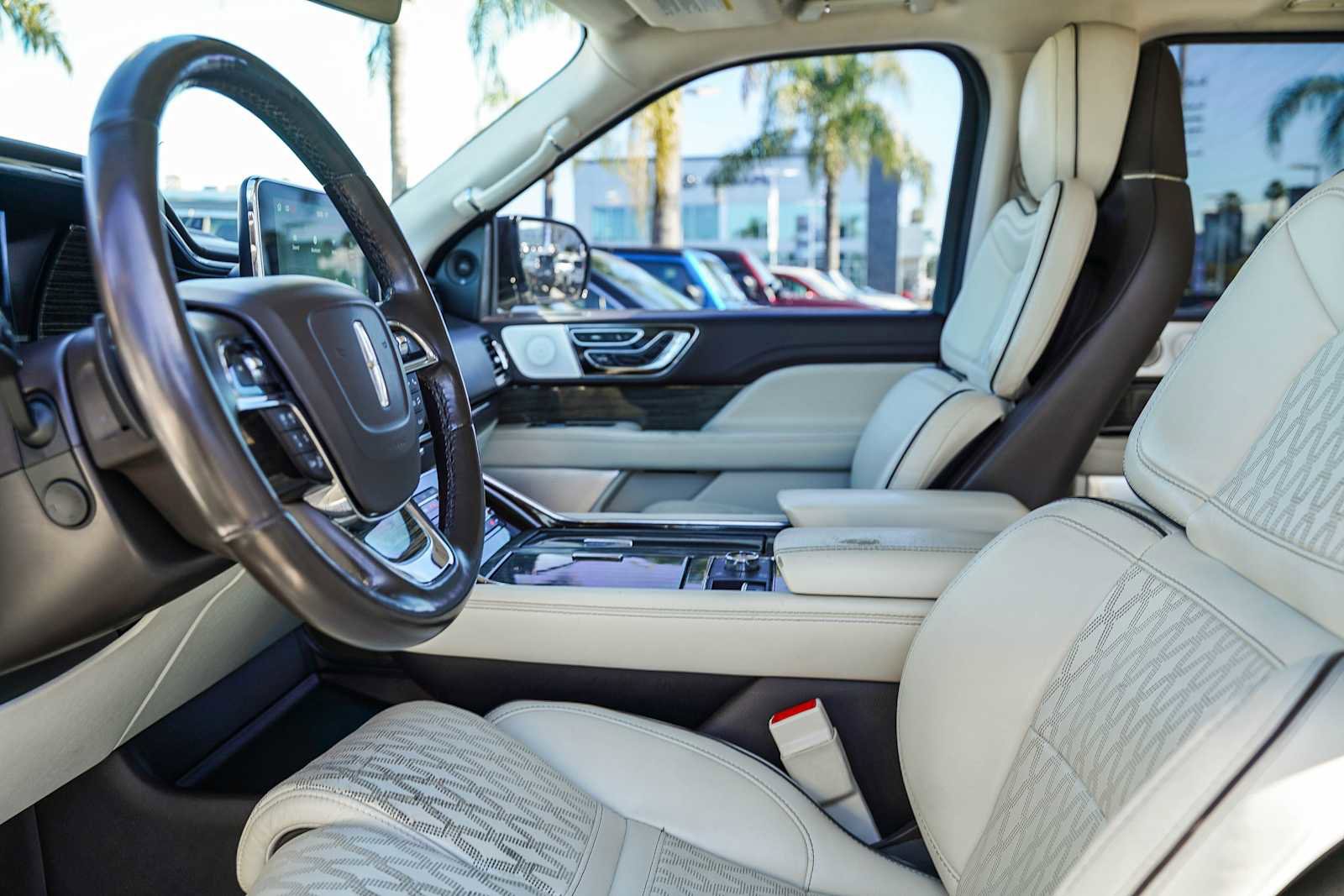 Used 2021 Lincoln Navigator L Black Label w/ Special Edition Package image 14