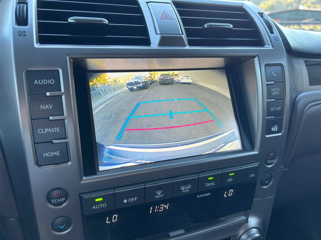 Used 2018 Lexus GX 460 w/ Navigation Package AWD/4WD image 22