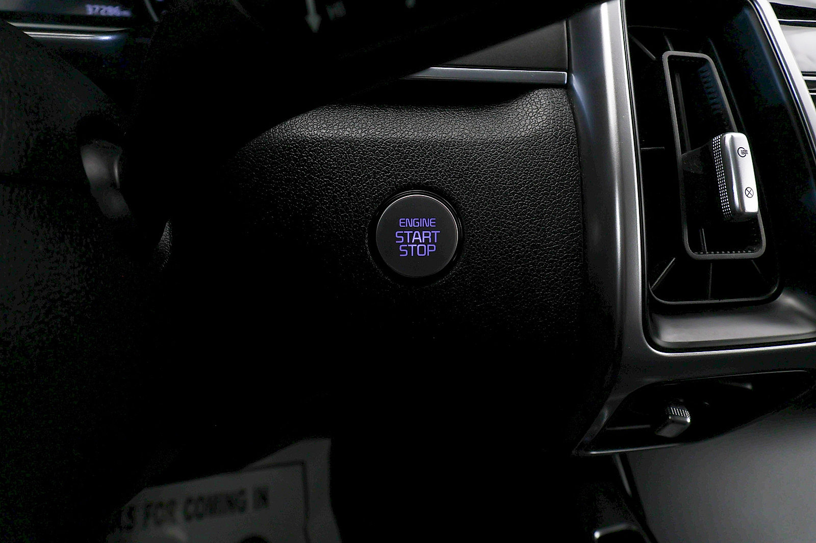 Used 2022 Kia Sorento S w/ Panoramic Sunroof Package FWD image 28