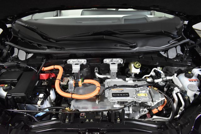 Certified 2023 Nissan Ariya AWD image 38