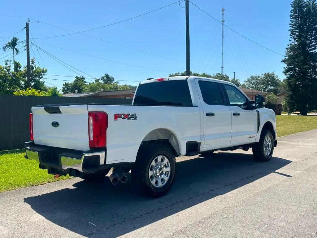 Used 2024 Ford F250 XLT w/ FX4 Off-Road Package AWD/4WD image 5