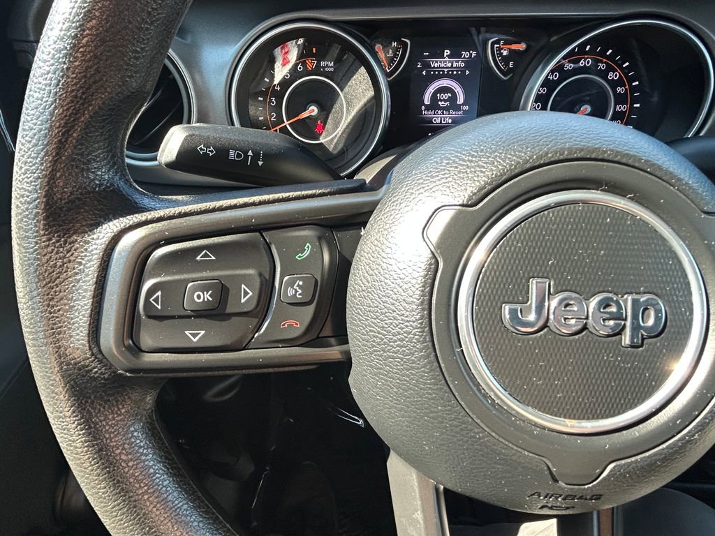 Used 2023 Jeep Gladiator Sport image 18
