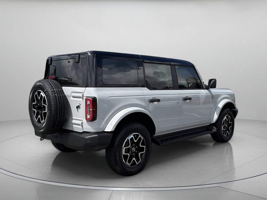 Used 2026 Ford Bronco Outer Banks AWD/4WD image 3