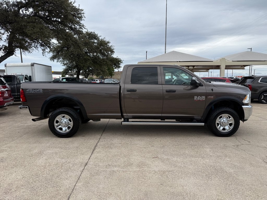 Used 2018 RAM 2500 Tradesman w/ Chrome Appearance Group AWD/4WD image 8