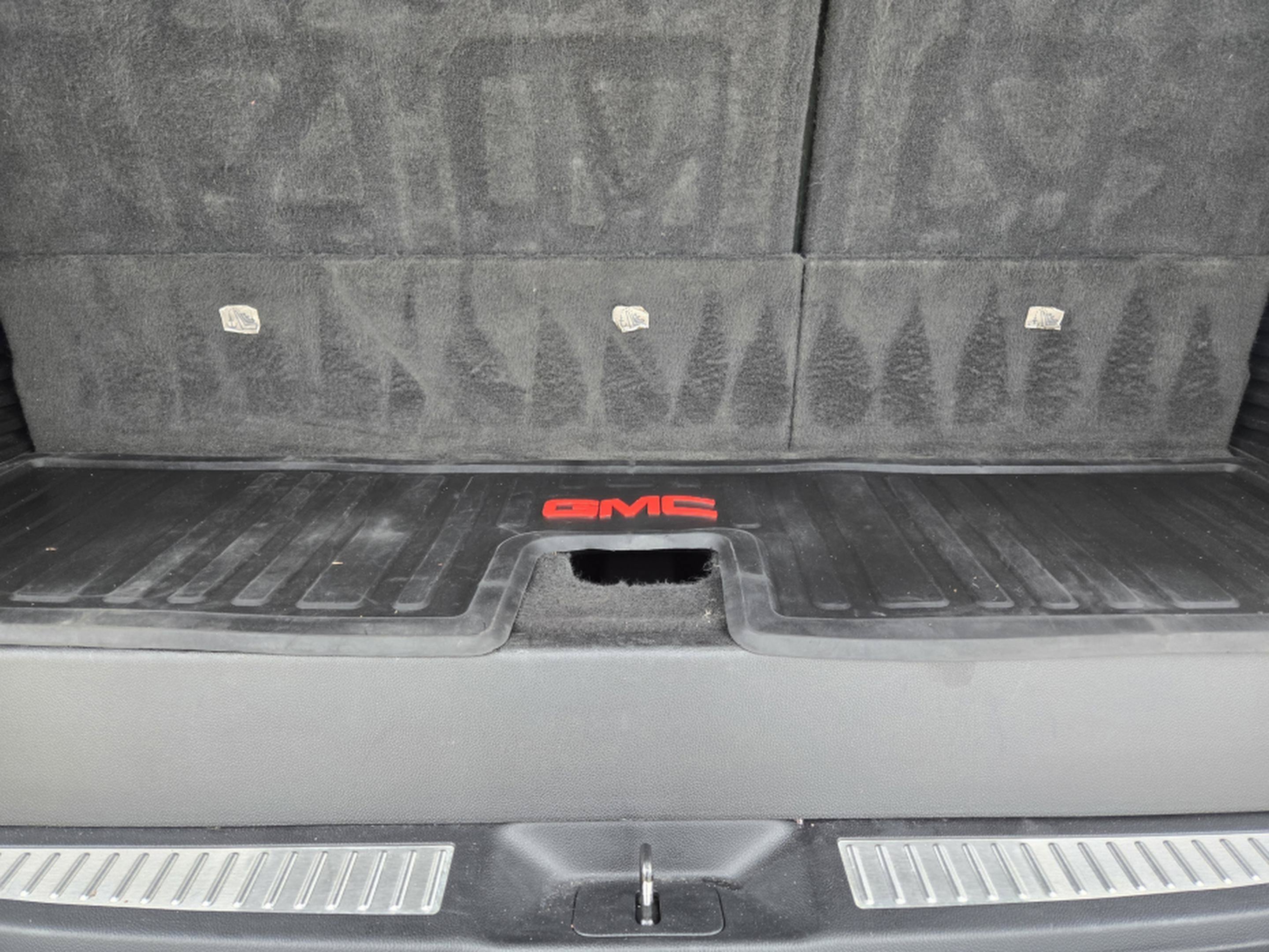 Used 2019 GMC Yukon Denali w/ Denali Ultimate Package AWD/4WD image 29