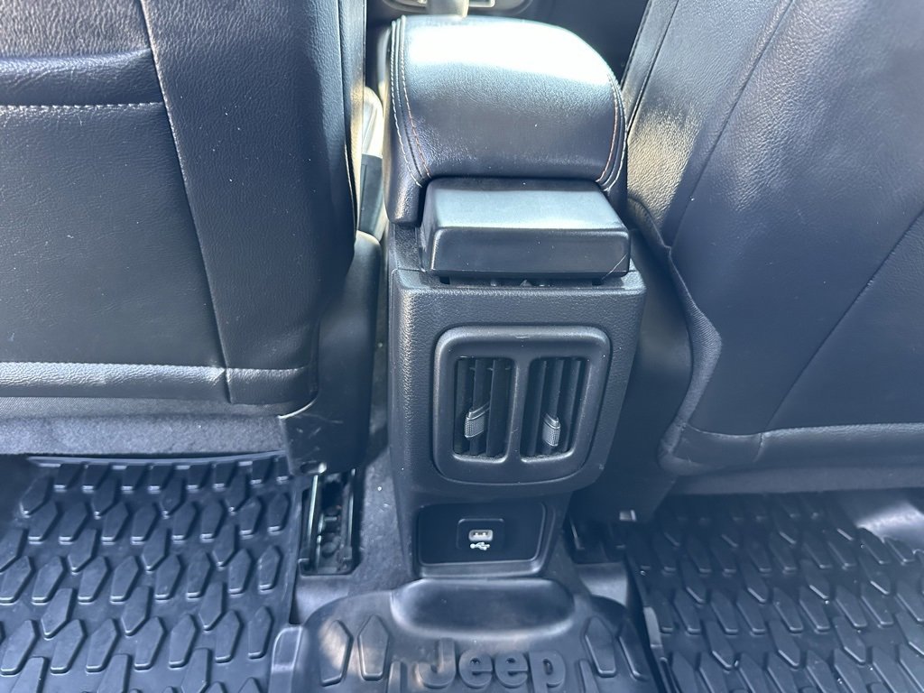 Used 2018 Jeep Compass Latitude image 21