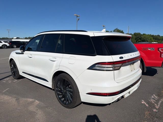 Used 2023 Lincoln Aviator Reserve w/ Equipment Group 201A RWD image 4