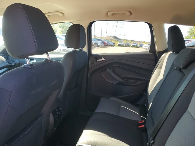 Used 2017 Ford Escape SE w/ Equipment Group 201A AWD/4WD image 8
