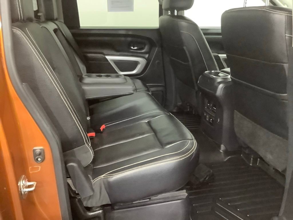 Used 2019 Nissan Titan PRO-4X w/ Pro-4x Convenience Package AWD/4WD image 29