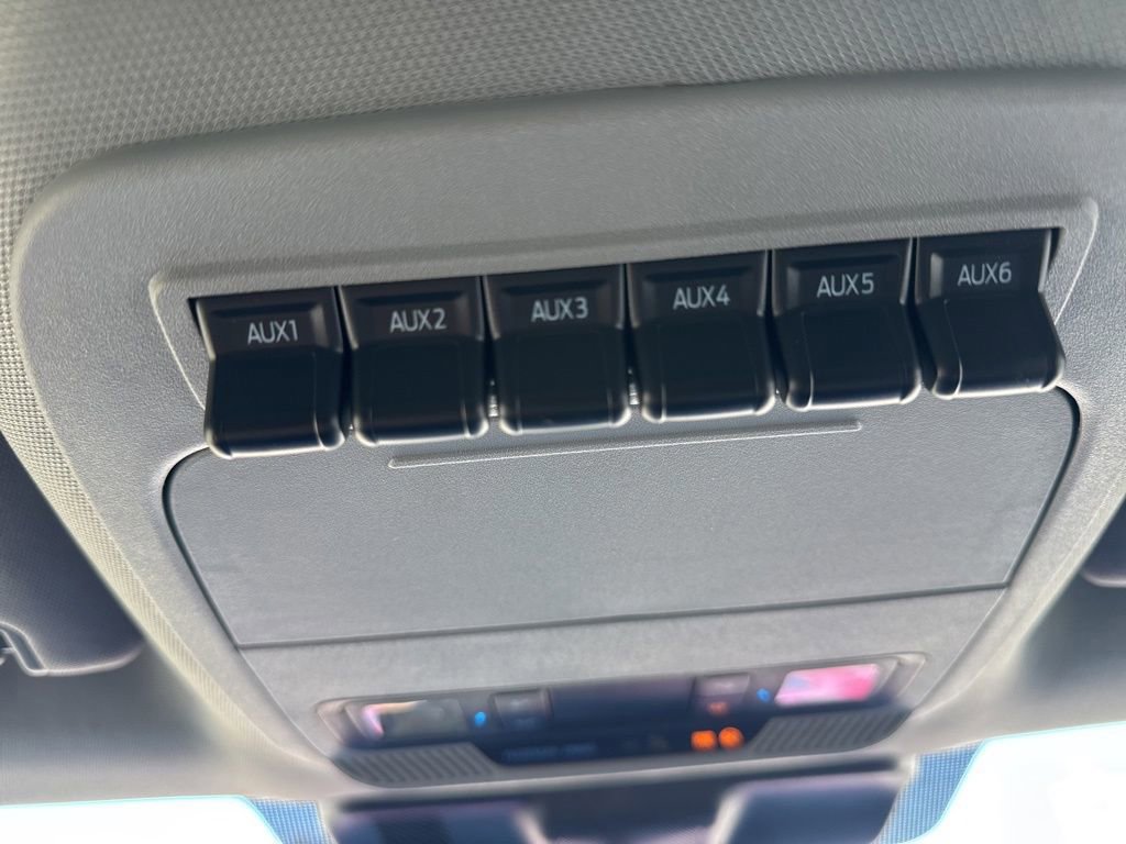 New 2026 Ford F350 XL w/ XL Chrome Package image 34