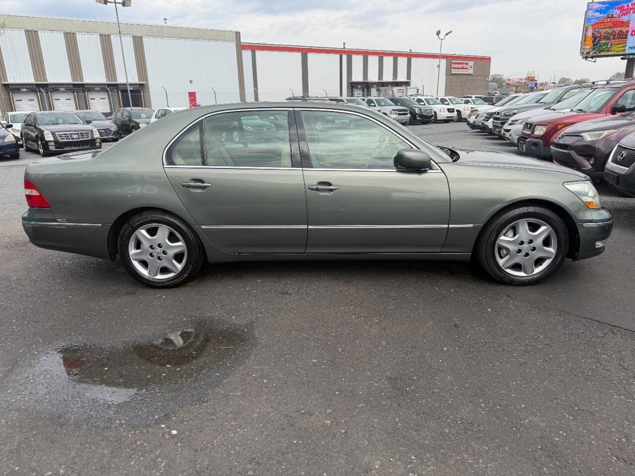 Used 2005 Lexus LS 430 image 7