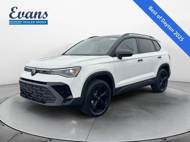 New 2026 Volkswagen Taos SE AWD/4WD image 1