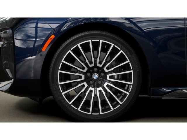 New 2026 BMW 740i xDrive AWD/4WD image 7