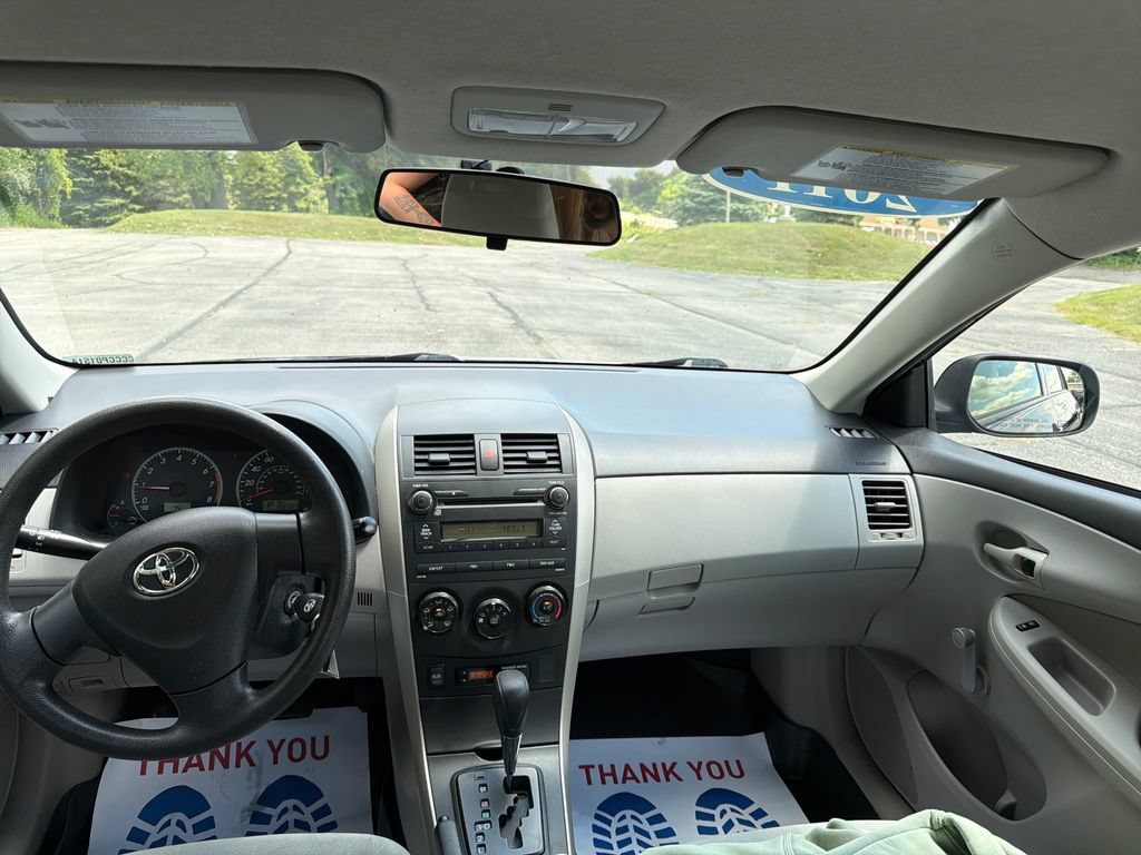 Used 2011 Toyota Corolla FWD image 19