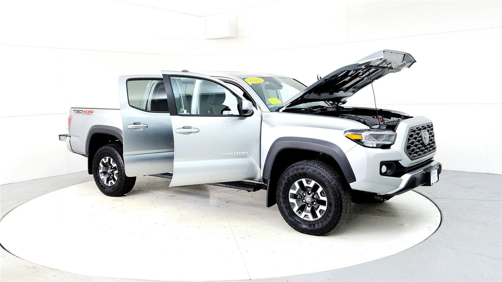 Certified 2023 Toyota Tacoma TRD Off-Road image 12