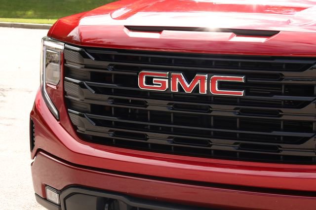 Used 2023 GMC Sierra 1500 Elevation image 14