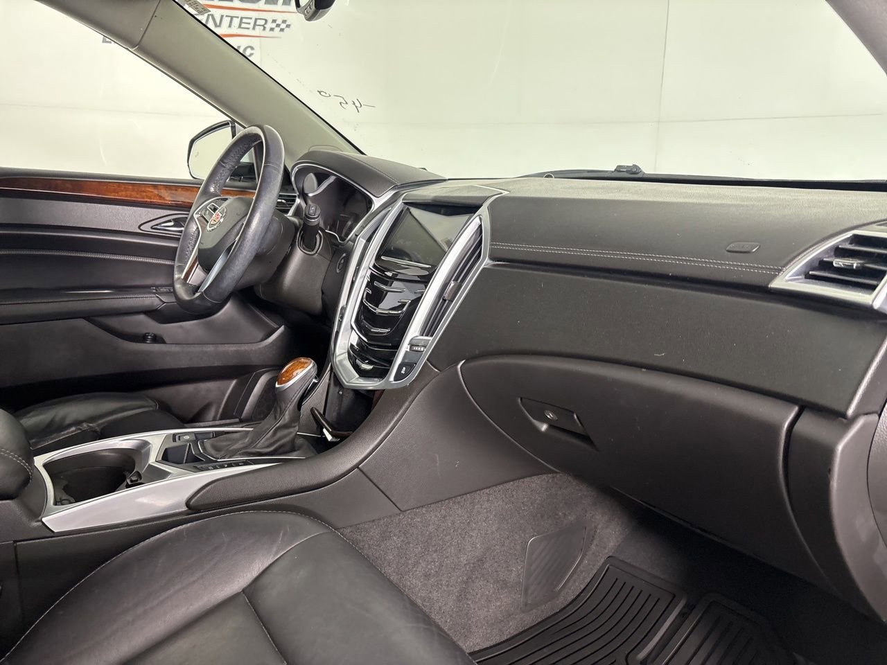 Used 2016 Cadillac SRX Luxury w/ Driver Awareness Package FWD image 30