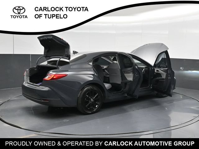 Used 2025 Toyota Camry LE FWD image 53