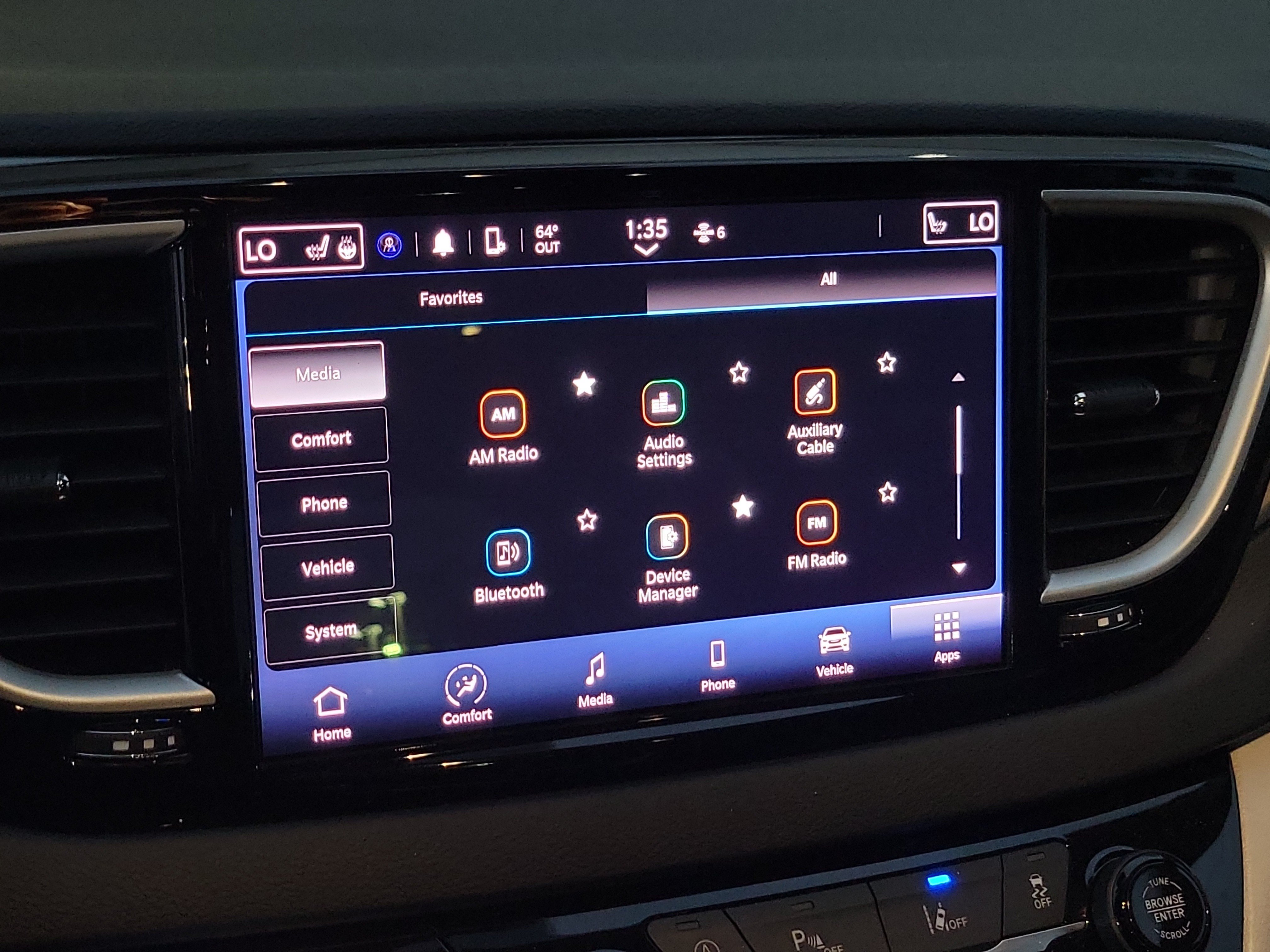 Used 2023 Chrysler Pacifica Touring-L FWD image 29