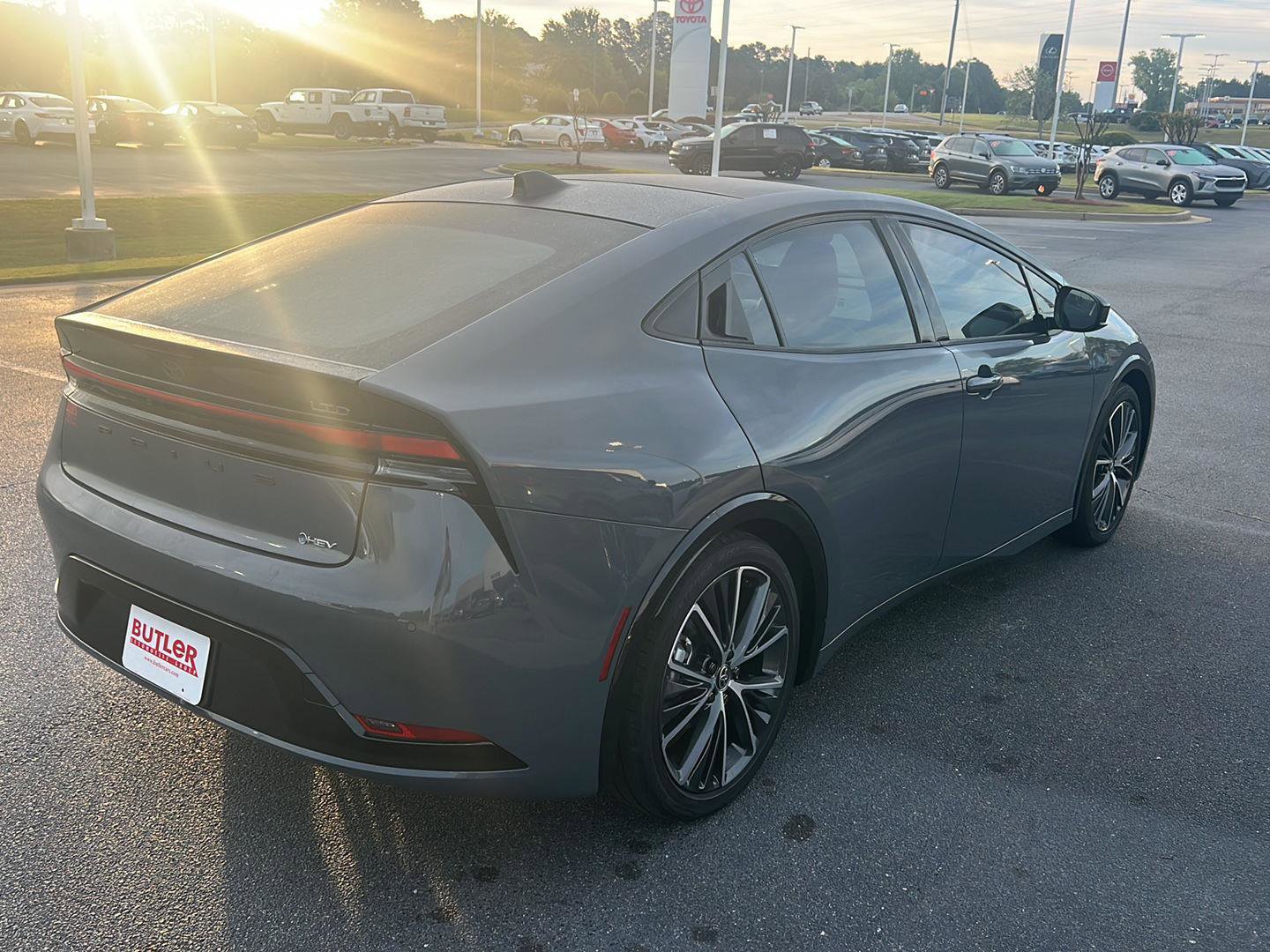 Used 2024 Toyota Prius Limited image 6