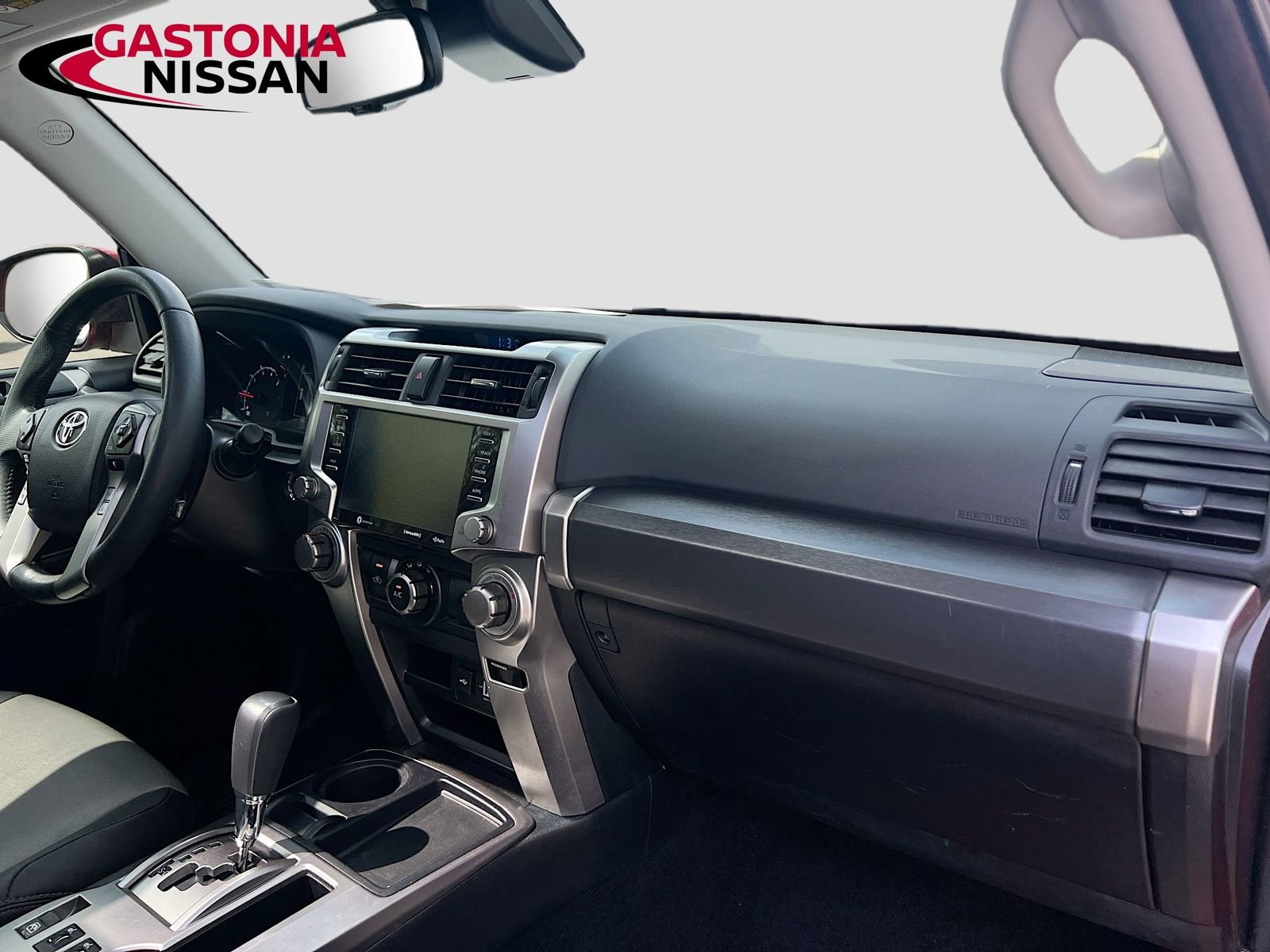 Used 2022 Toyota 4Runner SR5 Premium w/ Moonroof Package image 39