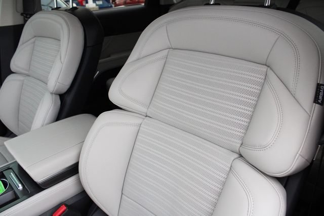 New 2026 Lincoln Nautilus Reserve AWD/4WD image 7