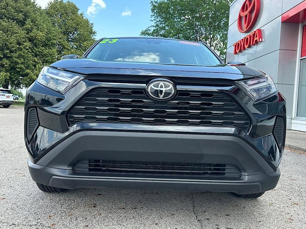 Certified 2023 Toyota RAV4 LE AWD/4WD image 11