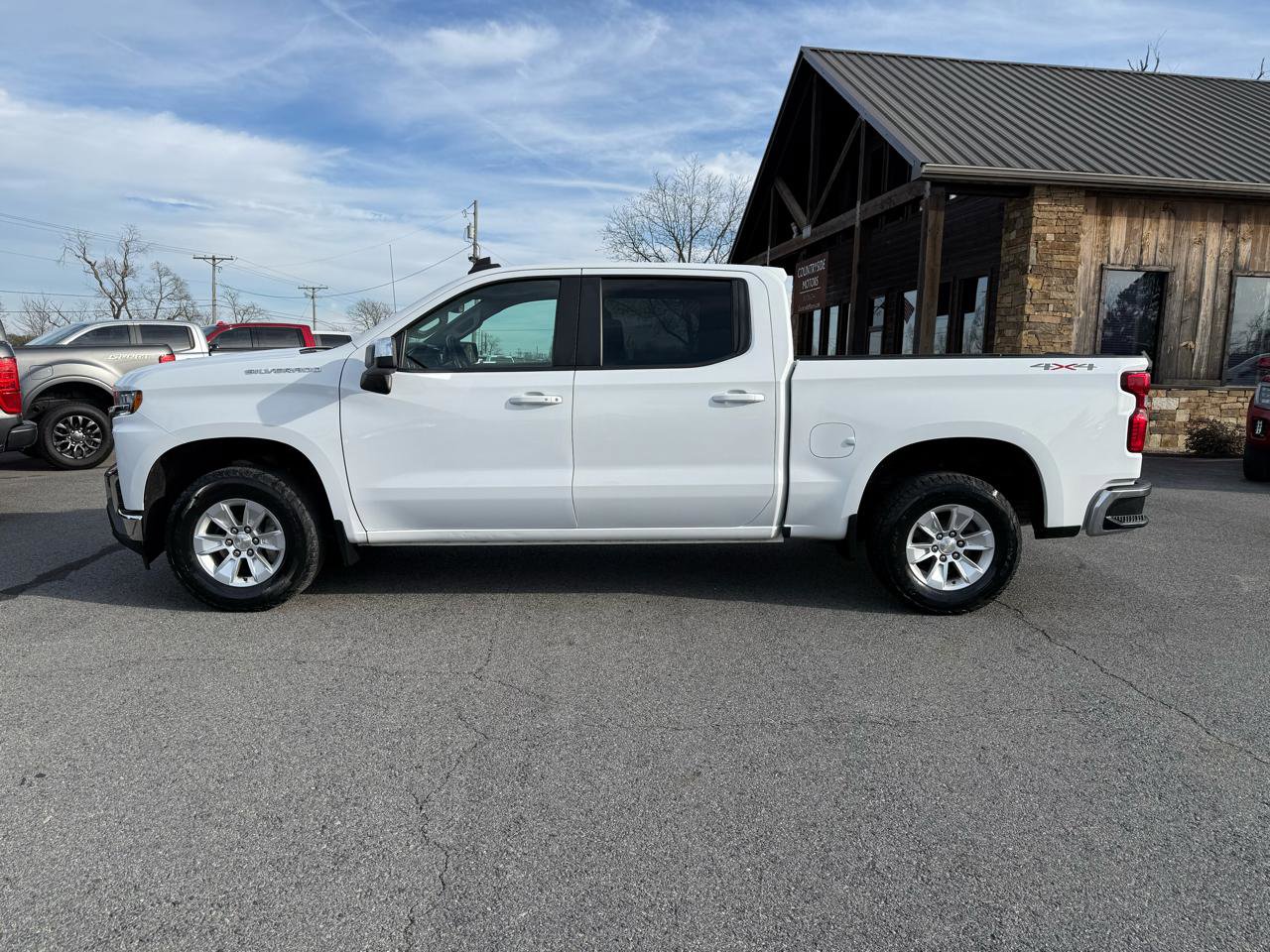 Used 2021 Chevrolet Silverado 1500 LT w/ Bed Protection Package AWD/4WD image 3