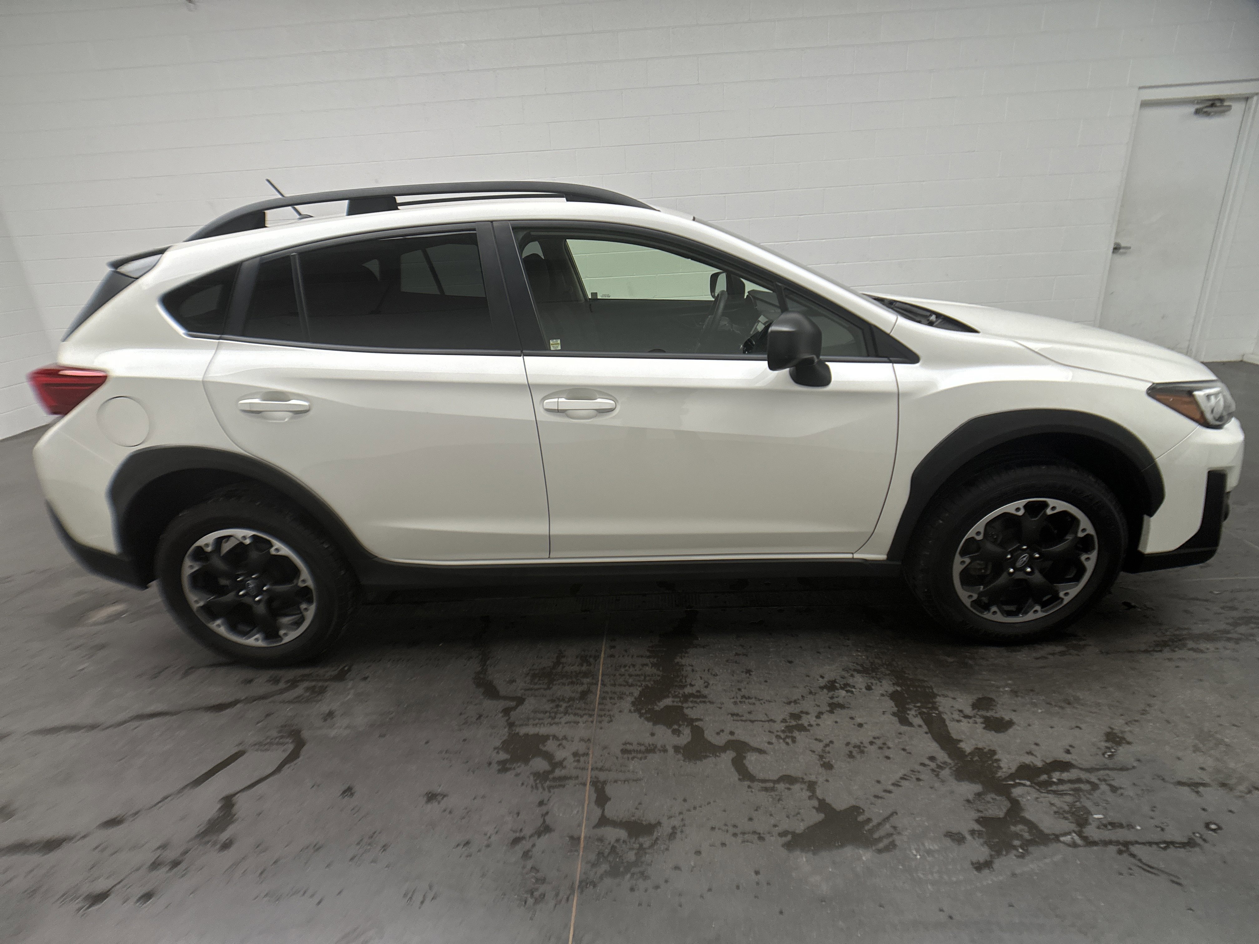 Used 2023 Subaru Crosstrek 2.0i image 9