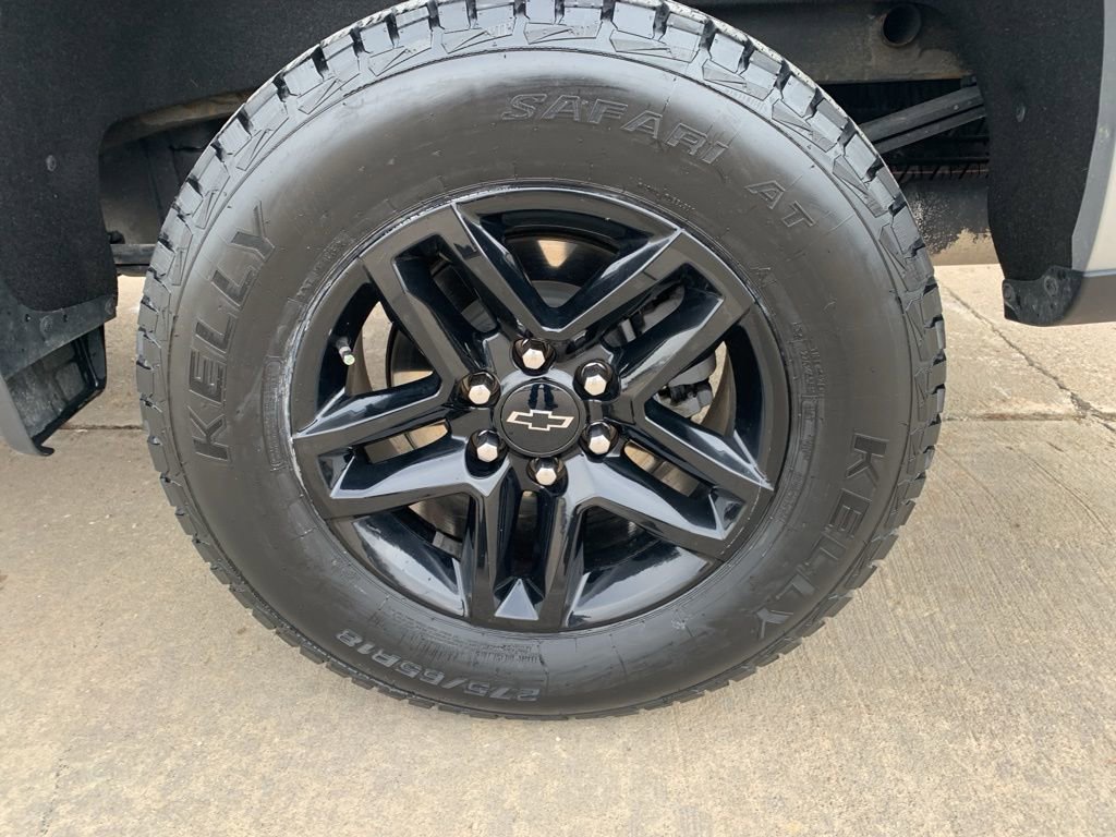 Used 2021 Chevrolet Silverado 1500 LT Trail Boss w/ Convenience Package II image 27