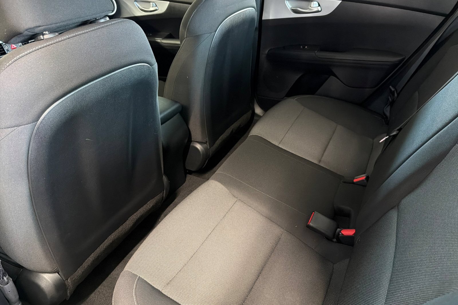 Used 2024 Kia Forte LXS FWD image 12