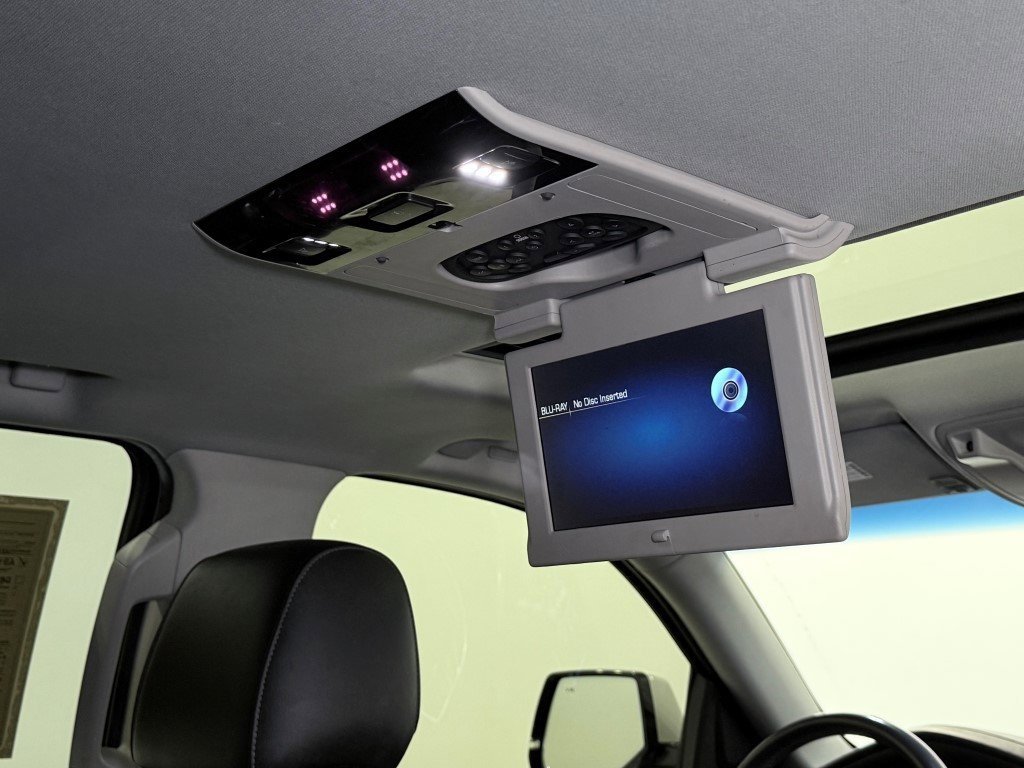 Used 2018 Cadillac Escalade Luxury image 16