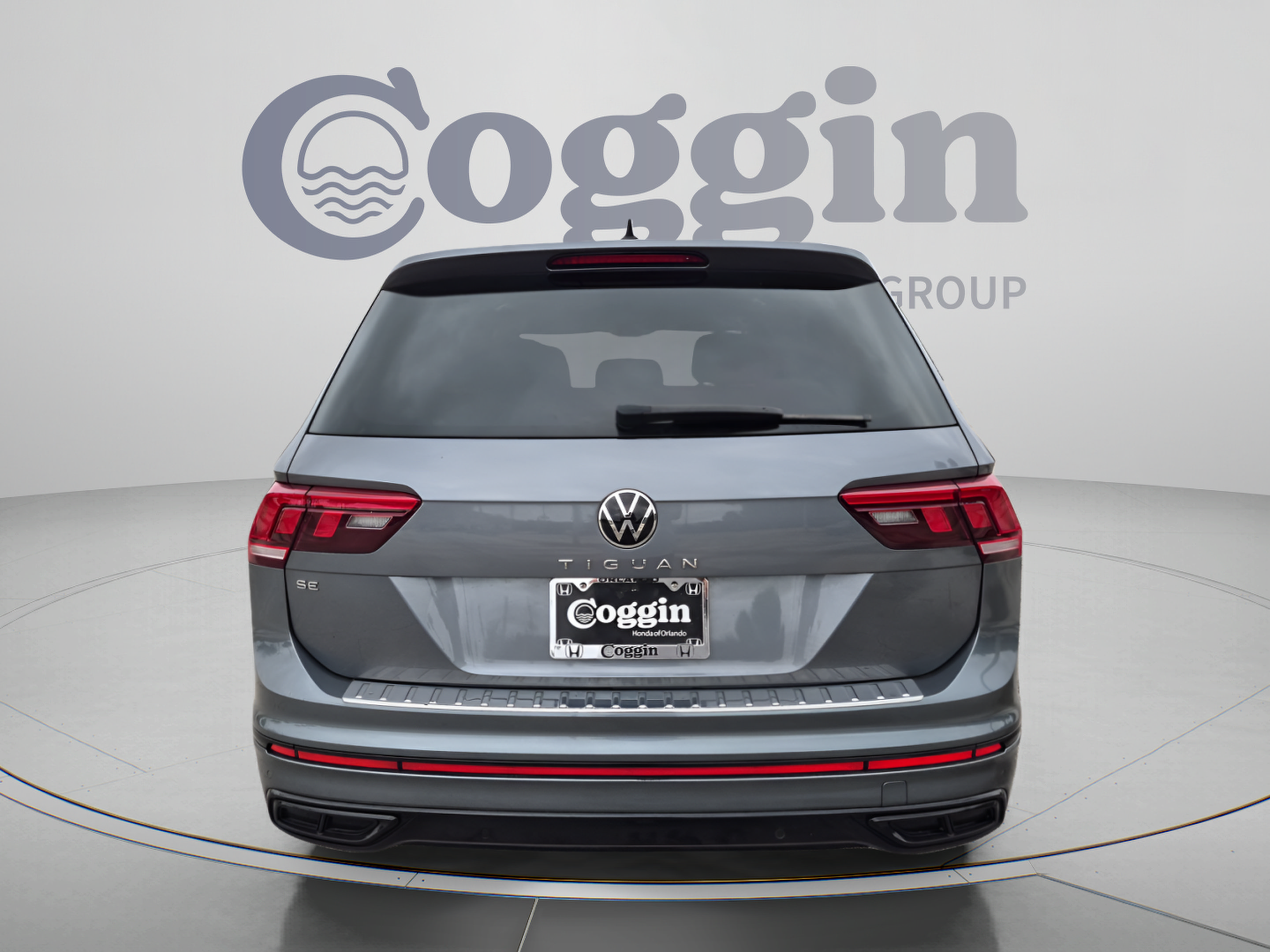 Used 2022 Volkswagen Tiguan SE R-Line FWD image 5