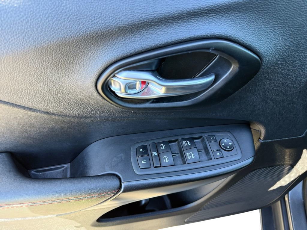 Used 2022 Jeep Cherokee Trailhawk w/ Sun, Sound & Nav Group image 11