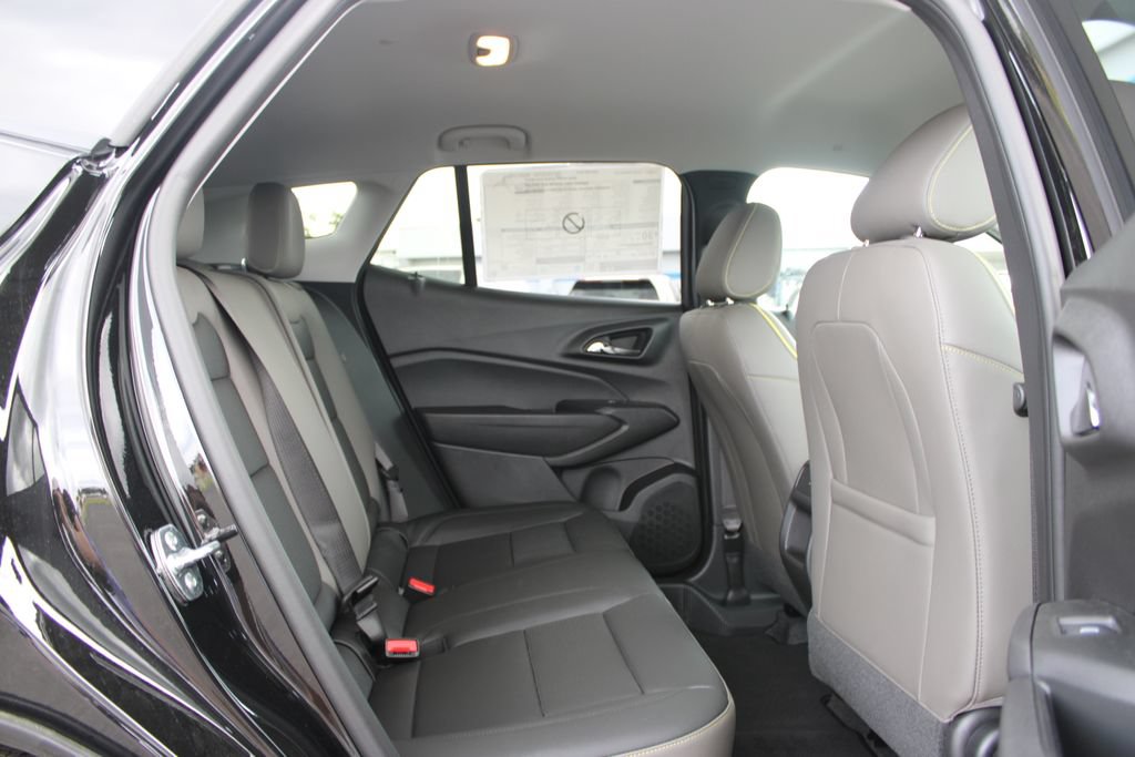 New 2026 Chevrolet Trax ACTIV w/ Driver Confidence Package FWD image 32