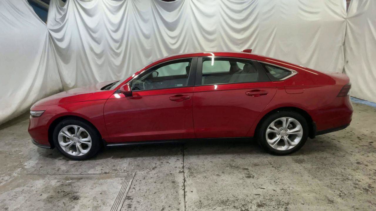 Certified 2024 Honda Accord LX image 5