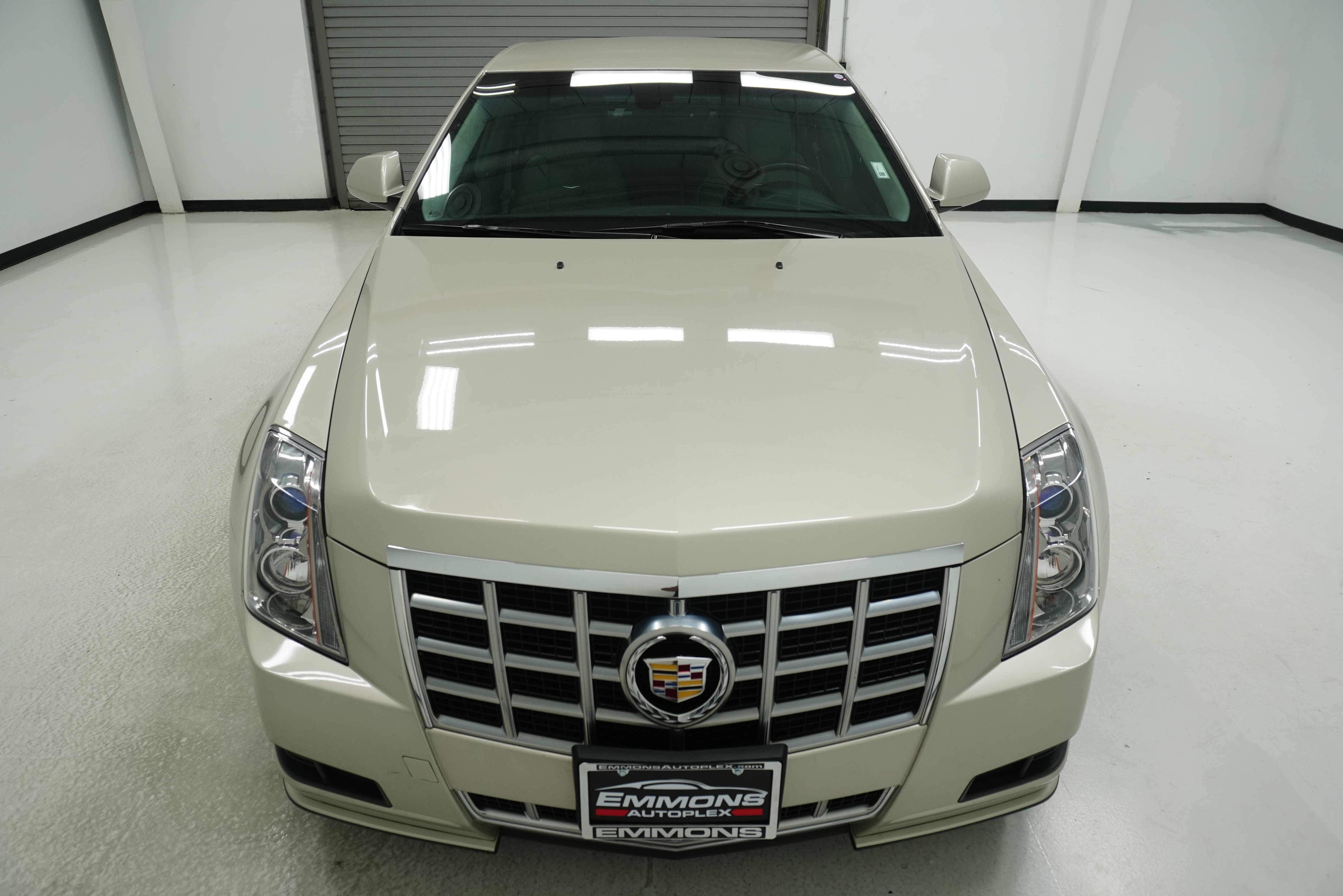 Used 2013 Cadillac CTS Luxury RWD image 2