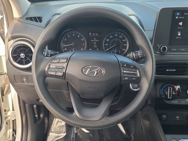 Used 2023 Hyundai Kona SEL image 21