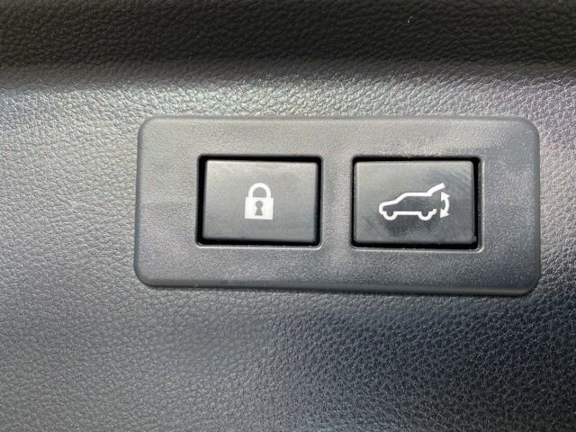 Used 2022 Subaru Forester Limited image 8